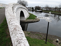 Grand Union Canal Bulls Bridge